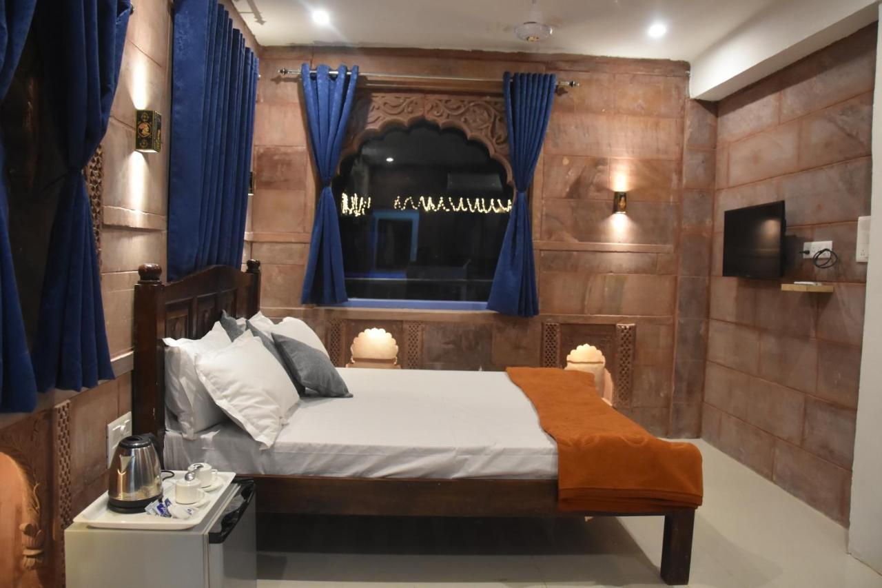 The Kutumb Villa - A Heritage Home Stay ジョードプル エクステリア 写真